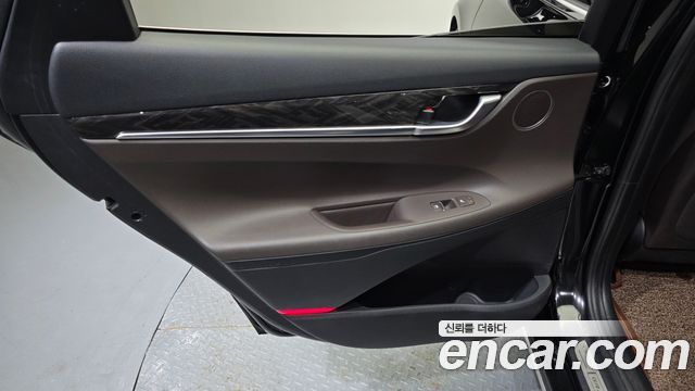Hyundai Grandeur (IG) 2.4 Premium 2018 — фото 25