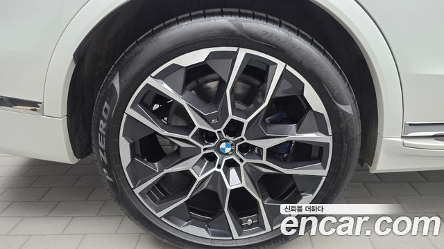 BMW X7 (G07) xDrive 40i M Sport 6STR 2024 — фото 5