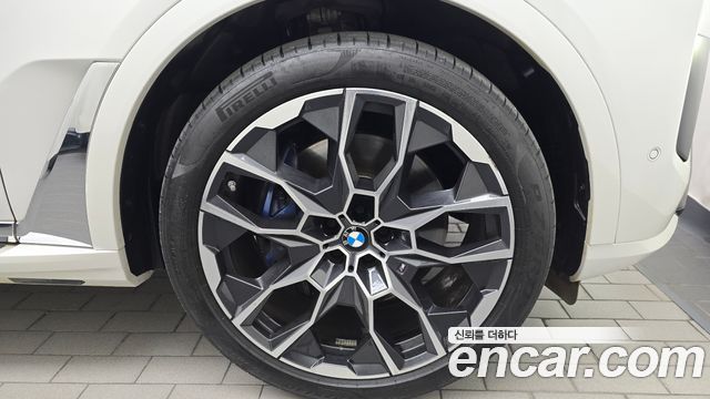 BMW X7 (G07) xDrive 40i M Sport 6STR 2024 — фото 21
