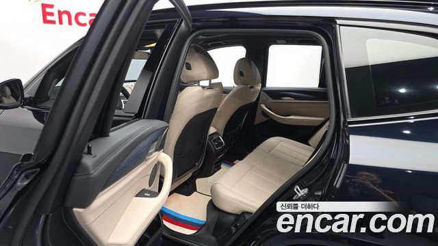 BMW iX3 M Sports 2024 — фото 26