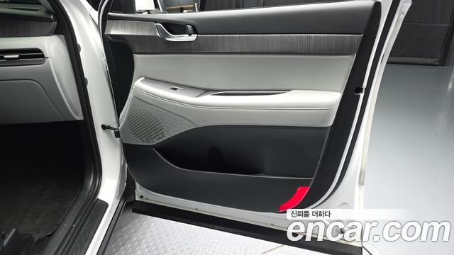 Hyundai Palisade Diesel 2.2 2WD Le Blanc 2024 — фото 24