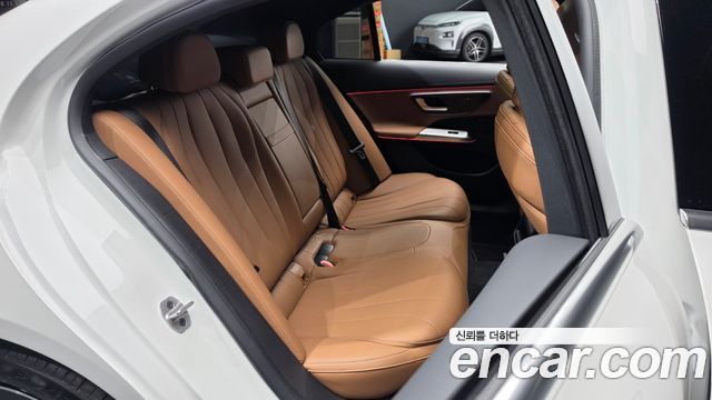 Mercedes-Benz E-Class (W214) E200 AMG Line 2026 — фото 16