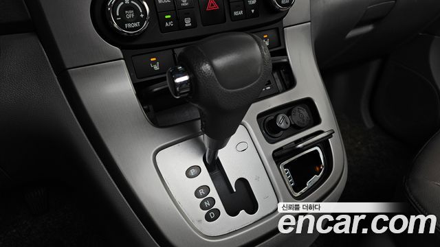 Kia Carnival R Grand Carnival GLX Premium 2014 — фото 9