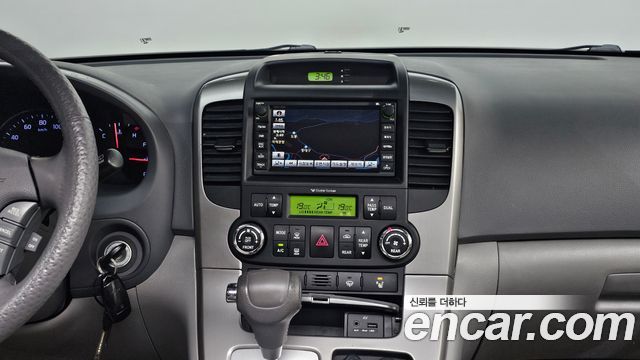 Kia Carnival R Grand Carnival GLX Premium 2014 — фото 15