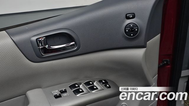 Kia Carnival R Grand Carnival GLX Premium 2014 — фото 29
