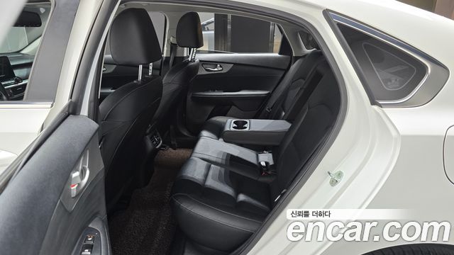 Kia K3 Prestige 2020 — фото 12