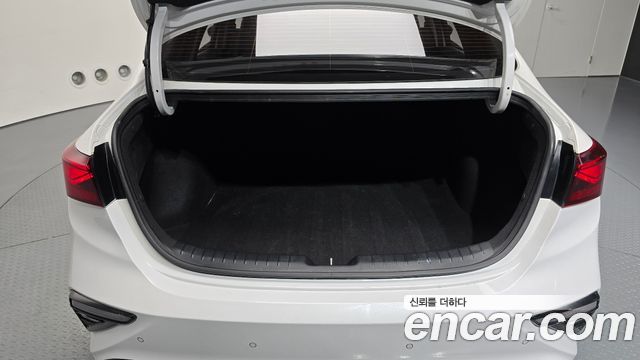 Kia K3 Prestige 2020 — фото 33