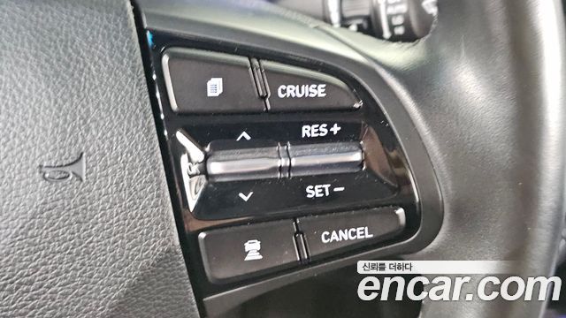 Hyundai Grandeur (IG) 2.2 Diesel Premium Special 2017 — фото 20