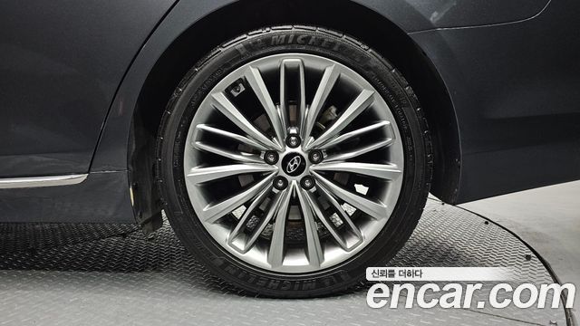 Hyundai Grandeur (IG) 2.2 Diesel Premium Special 2017 — фото 27