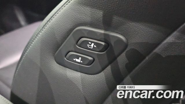 Hyundai Grandeur (IG) 2.2 Diesel Premium Special 2017 — фото 33