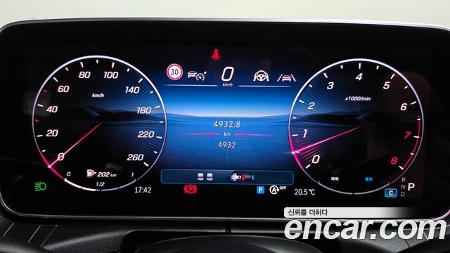 Mercedes-Benz CLE-Class (C236) CLE450 4MATIC Cabriolet 2026 — фото 8