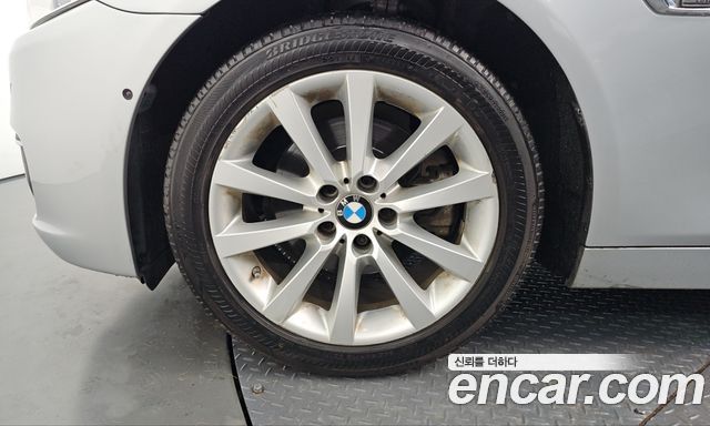 BMW 5 Series (F10) 528i Luxury Plus 2016 — фото 5
