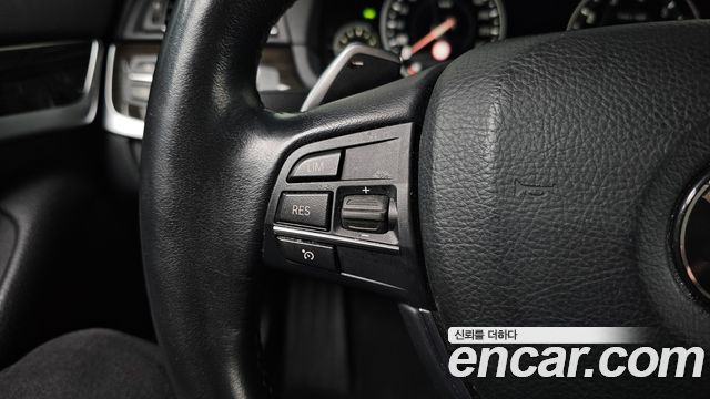 BMW 5 Series (F10) 528i Luxury Plus 2016 — фото 28