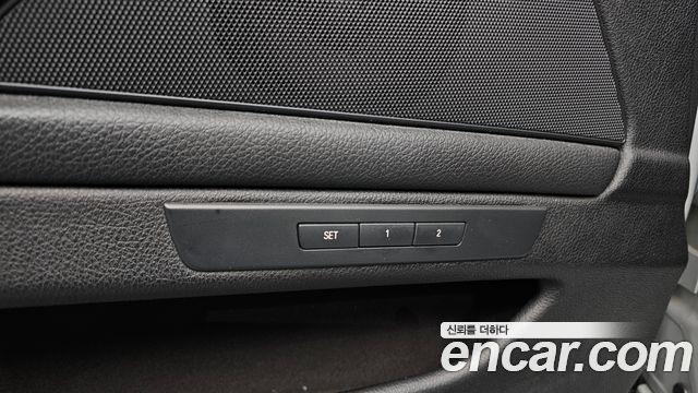 BMW 5 Series (F10) 528i Luxury Plus 2016 — фото 30