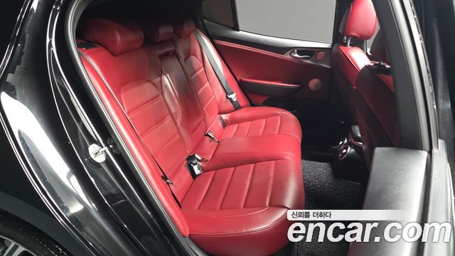 Kia Stinger 3.3 Turbo AWD GT 2018 — фото 11