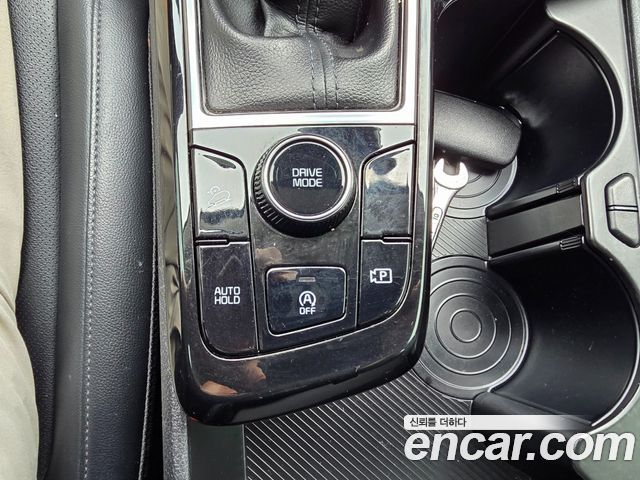 Kia Sportage (V) Diesel 2.0 2WD Prestige 2022 — фото 9