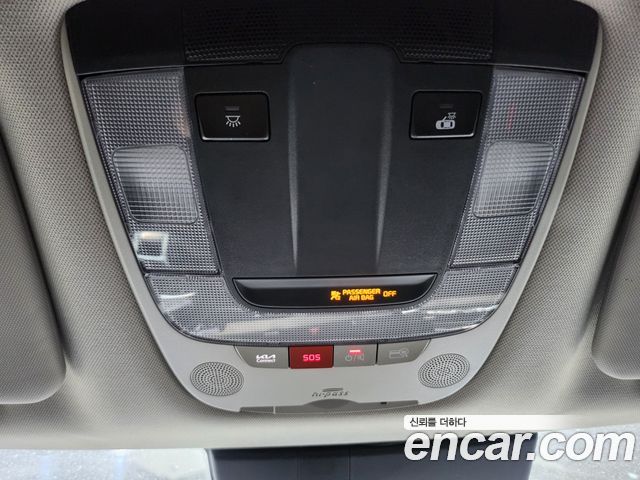 Kia Sportage (V) Diesel 2.0 2WD Prestige 2022 — фото 22