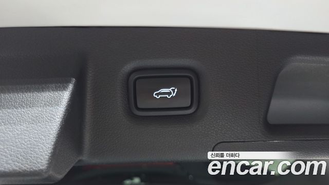 Hyundai Santa Fe HEV 1.6 2WD Exclusive 2022 — фото 27