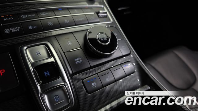 Hyundai Santa Fe HEV 1.6 2WD Exclusive 2022 — фото 29