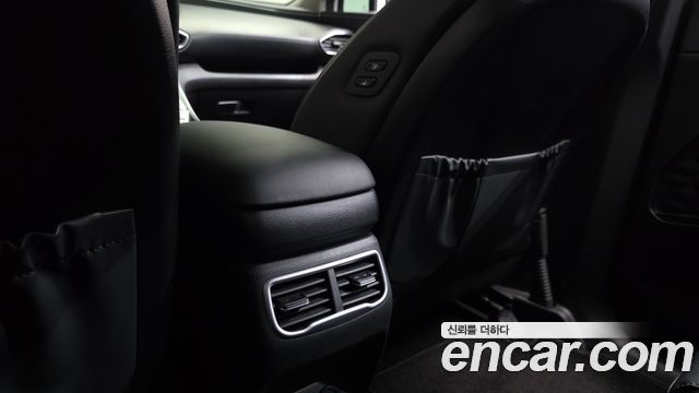 Hyundai Santa Fe HEV 1.6 2WD Exclusive 2022 — фото 32