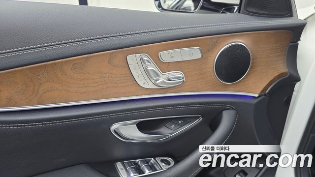 Mercedes-Benz E-Class (W213) E220d 4MATIC Exclusive 2019 — фото 19