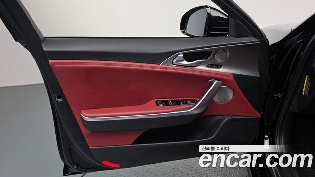 Kia Stinger 3.3 Turbo AWD GT 2018 — фото 30