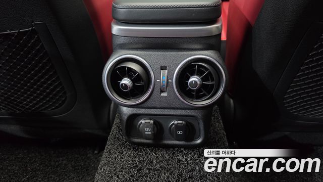 Kia Stinger 3.3 Turbo AWD GT 2018 — фото 45