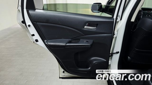 Honda CR-V 2WD LX 4th 2012 — фото 25