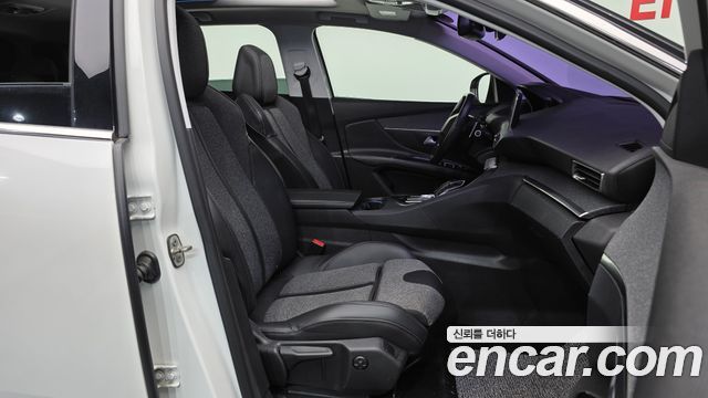 Peugeot 3008 (II) 1.6 BlueHDi Allure 2018 — фото 11