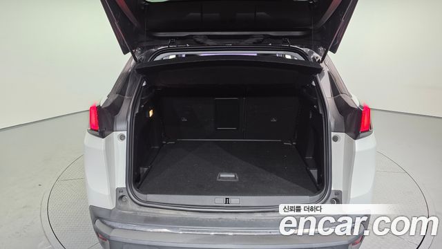 Peugeot 3008 (II) 1.6 BlueHDi Allure 2018 — фото 20