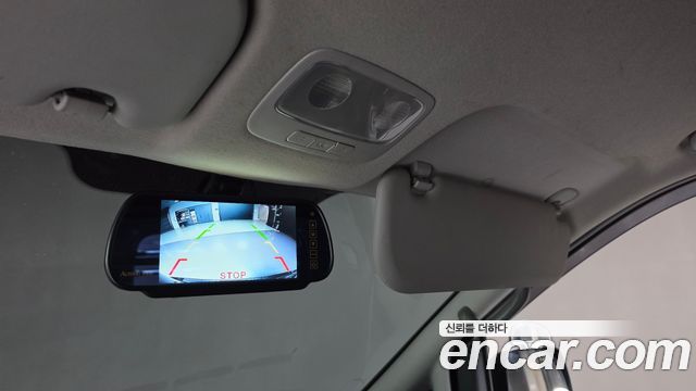 Hyundai Grand Starex 3-Seater VAN Smart 2017 — фото 13