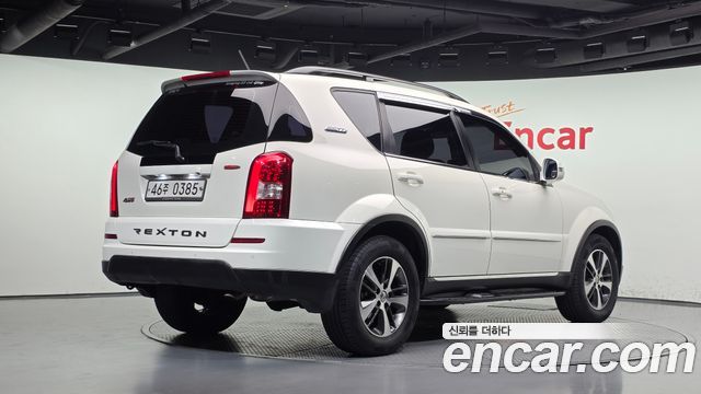 KG Mobility (SsangYong) Rexton W 2.2 4WD RX7 Luxury 2016 — фото 2