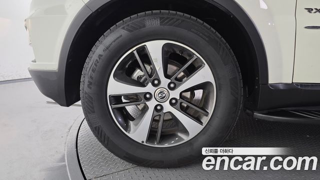 KG Mobility (SsangYong) Rexton W 2.2 4WD RX7 Luxury 2016 — фото 5