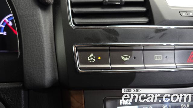 KG Mobility (SsangYong) Rexton W 2.2 4WD RX7 Luxury 2016 — фото 18