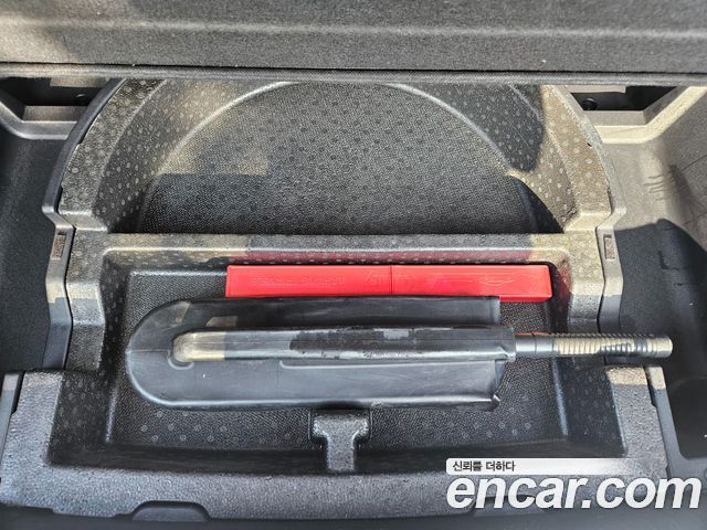 Kia Niro Plus Light (Taxi Trim) 2024 — фото 21