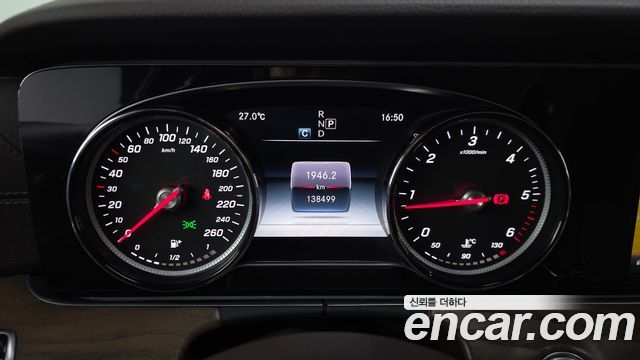 Mercedes-Benz E-Class (W213) E220d Exclusive 2018 — фото 8