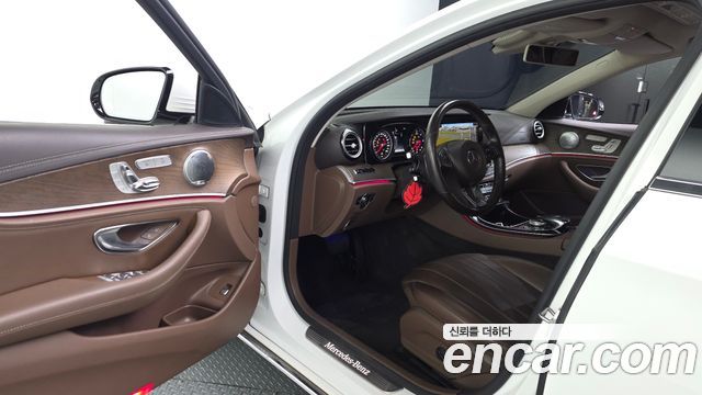 Mercedes-Benz E-Class (W213) E220d Exclusive 2018 — фото 10