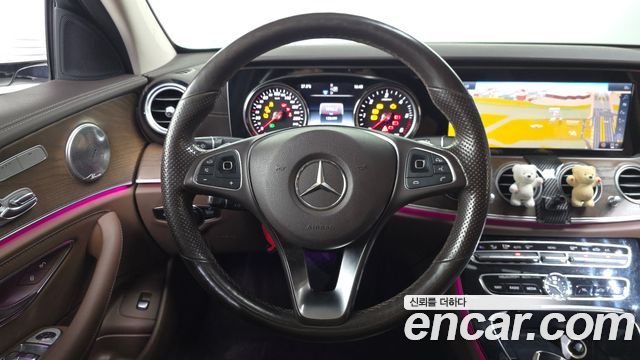 Mercedes-Benz E-Class (W213) E220d Exclusive 2018 — фото 13