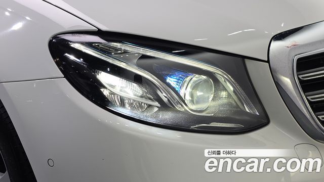 Mercedes-Benz E-Class (W213) E220d Exclusive 2018 — фото 22