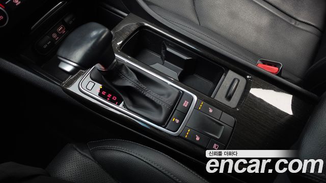 Kia K5 (II) 2.0 Prestige 2019 — фото 9