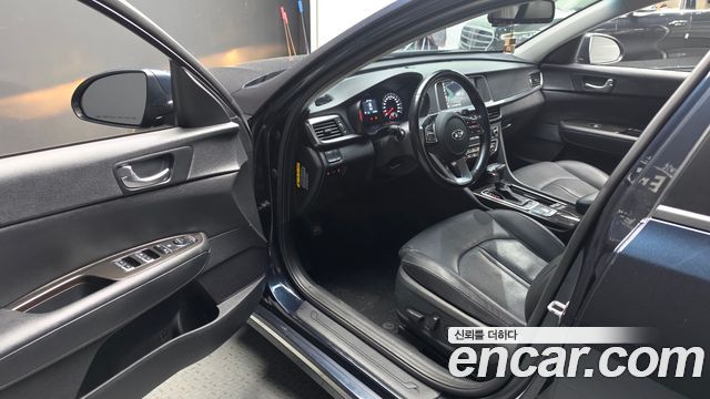 Kia K5 (II) 2.0 Prestige 2019 — фото 10