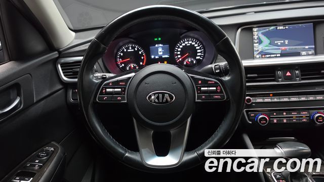 Kia K5 (II) 2.0 Prestige 2019 — фото 12