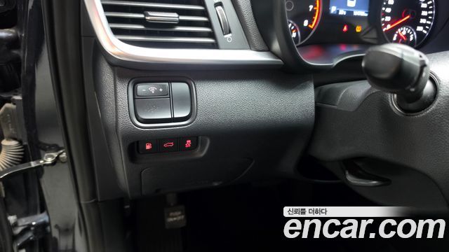 Kia K5 (II) 2.0 Prestige 2019 — фото 27