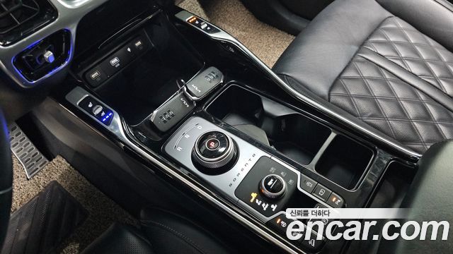 Kia Sorento (IV) Gasoline 2.5T 4WD Signature 2023 — фото 9