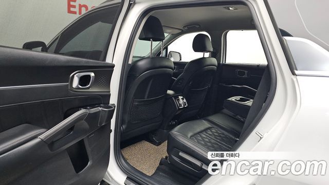 Kia Sorento (IV) Gasoline 2.5T 4WD Signature 2023 — фото 26