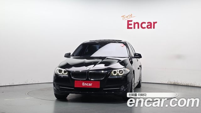 BMW 5 Series (F10) 528i 2011 — фото 3