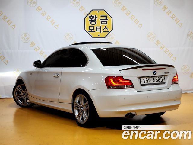 BMW 1 Series (E82) 120d Coupe Sport 2011 — фото 5