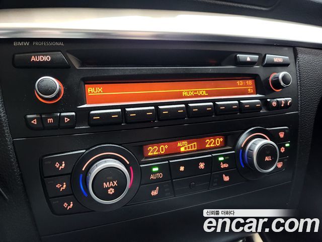 BMW 1 Series (E82) 120d Coupe Sport 2011 — фото 18