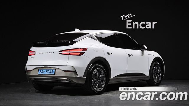 Genesis GV60 Standard AWD 2022 — фото 2