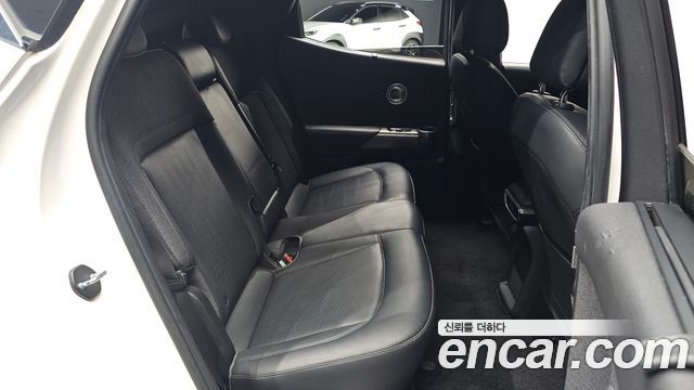 Genesis GV60 Standard AWD 2022 — фото 15